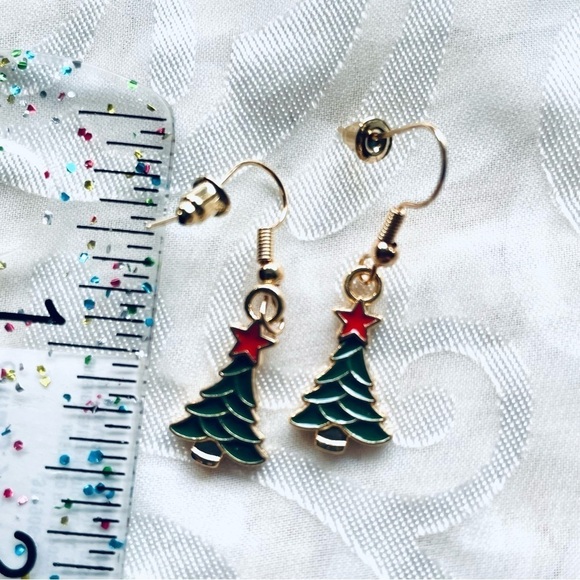 NWT Lot of 2 Festive Christmas Tree Drop Earrings, Holiday Season - Picture 14 of 14